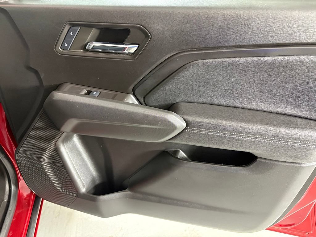 Used 2024 Chevrolet Colorado LT AWD/4WD image 42
