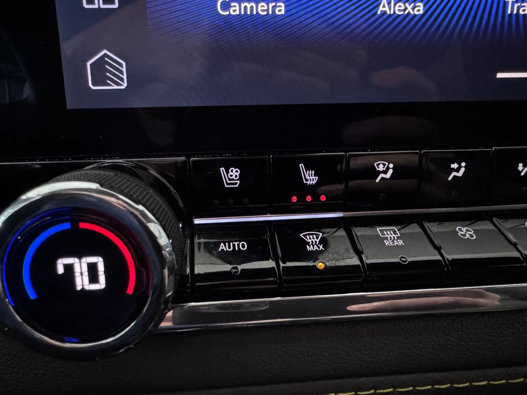Certified 2025 Chevrolet Colorado ZR2 AWD/4WD image 24