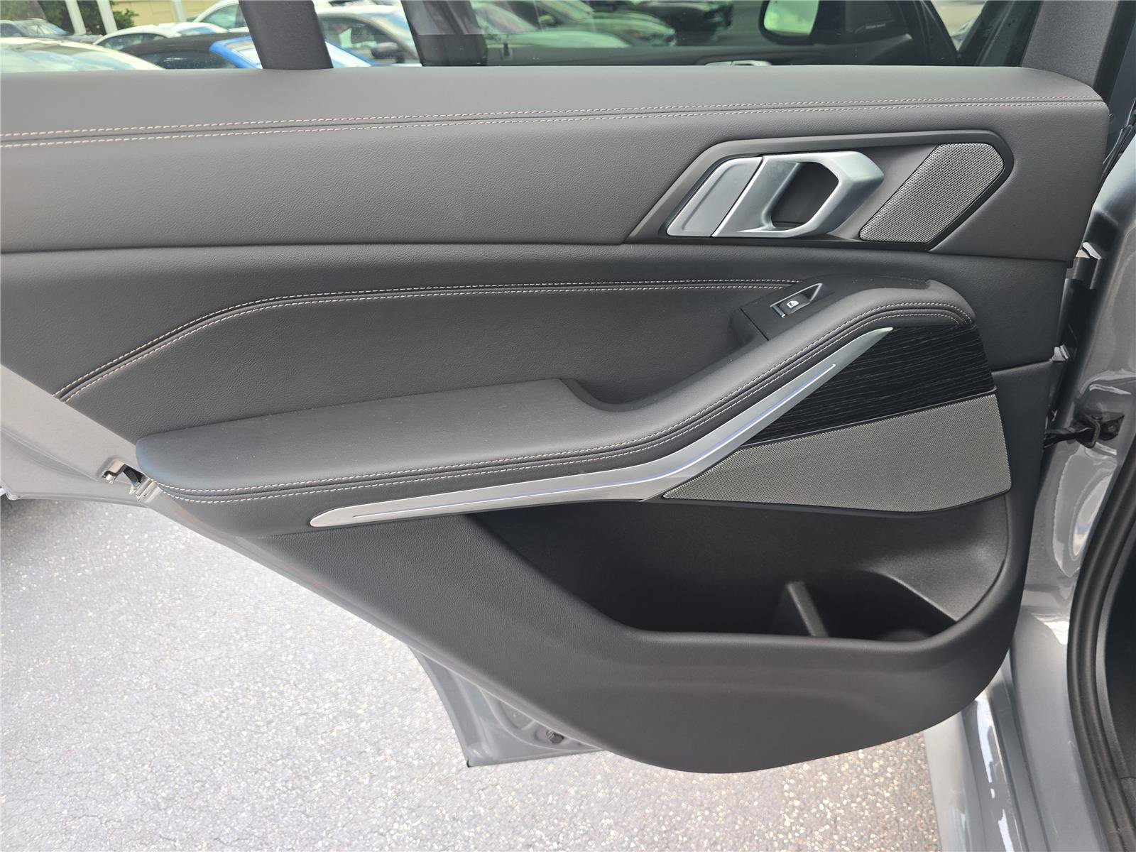 Certified 2024 BMW X5 sDrive40i w/ M Sport Package RWD image 10