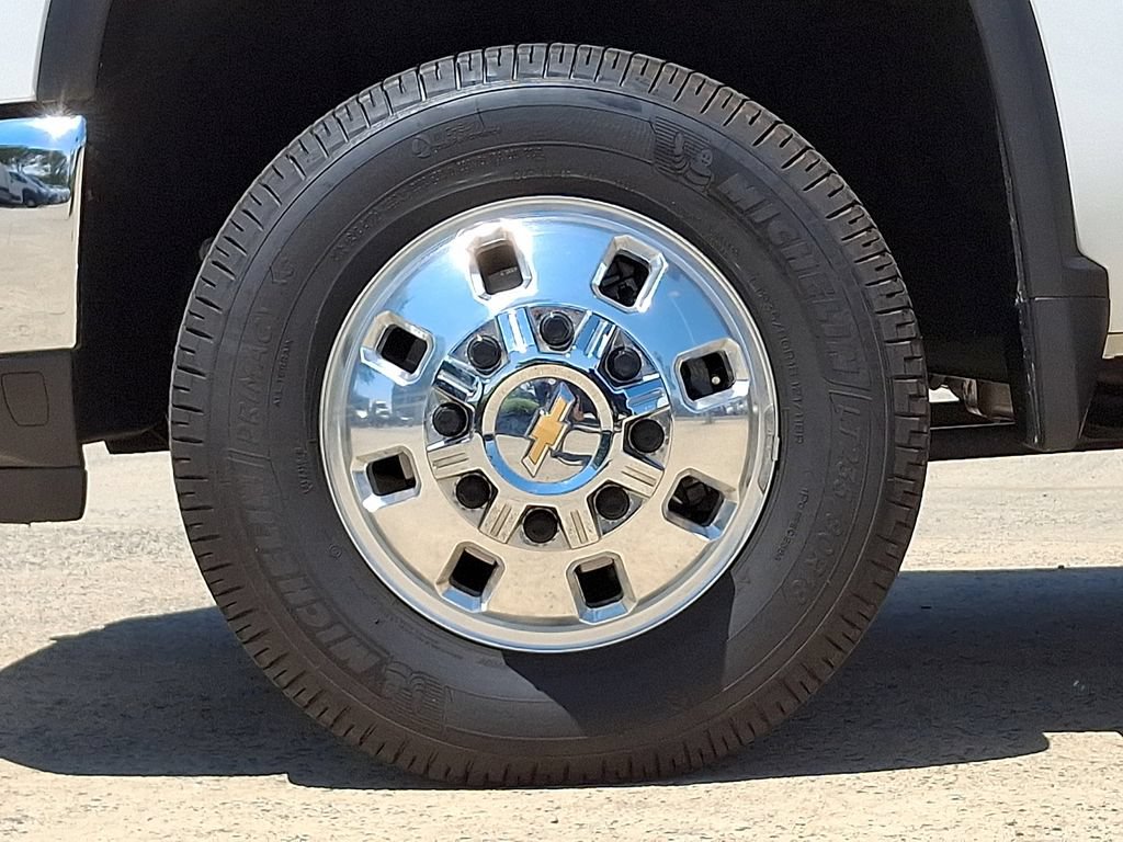 Used 2024 Chevrolet Silverado 3500 LTZ w/ LTZ Plus Package AWD/4WD image 8
