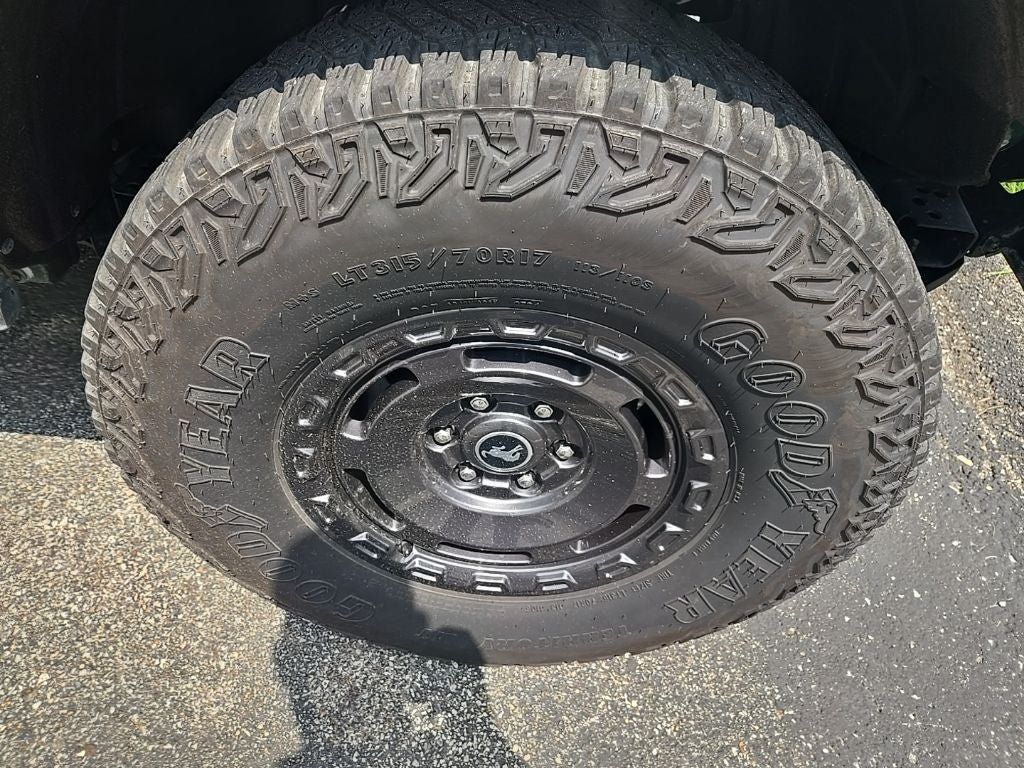 Used 2024 Ford Bronco Everglades AWD/4WD image 12