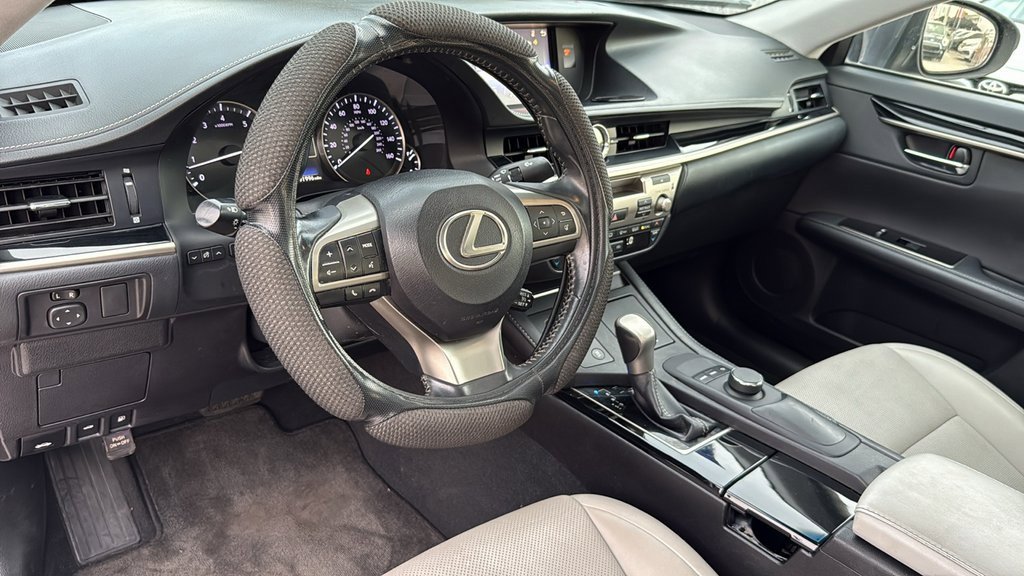 Used 2016 Lexus ES 350 image 12