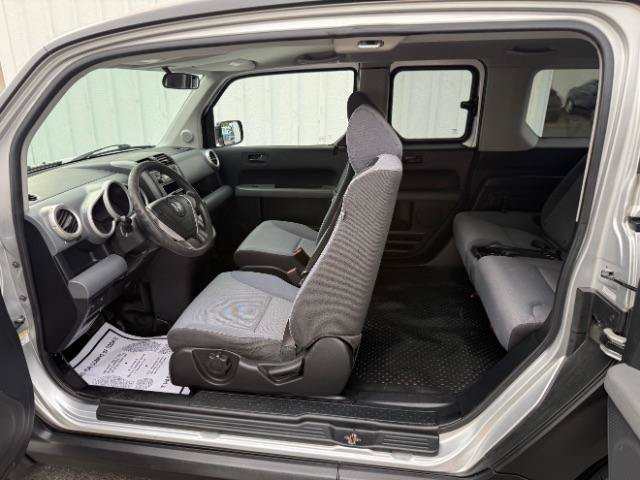 Used 2008 Honda Element LX image 16