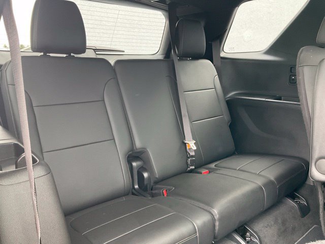 Used 2023 Chevrolet Traverse LT w/ LT Premium Package AWD/4WD image 23