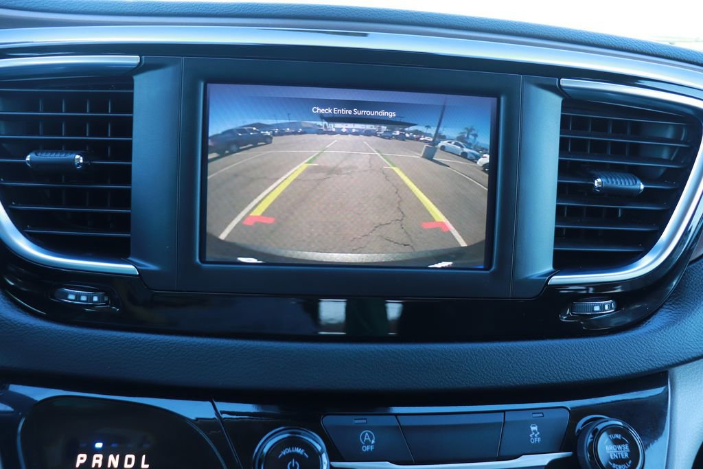 Used 2024 Chrysler Voyager LX image 25