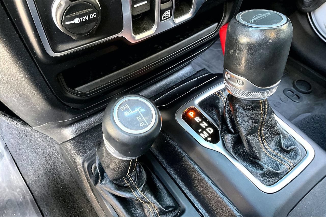 Used 2021 Jeep Gladiator Overland AWD/4WD image 26