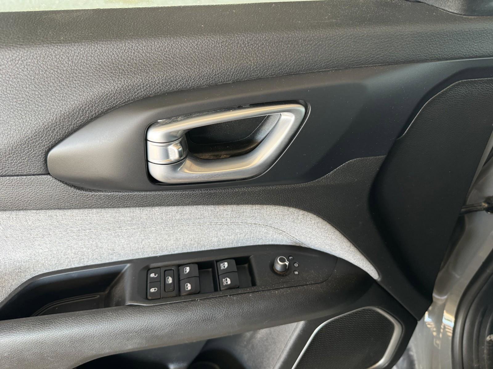 Used 2024 Jeep Compass Latitude image 21