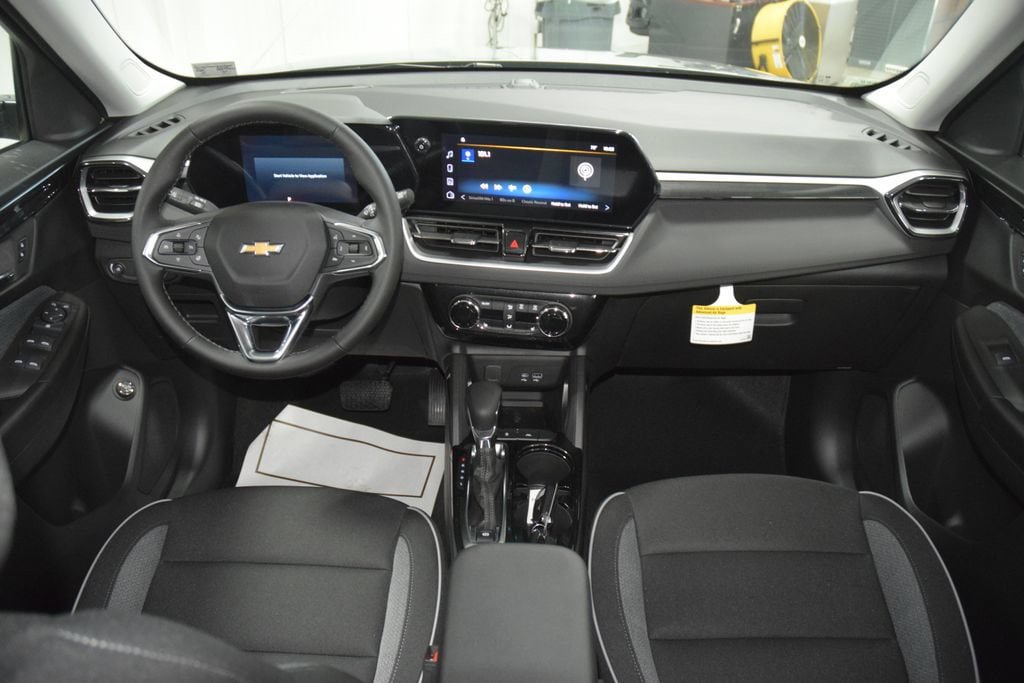 New 2026 Chevrolet TrailBlazer LT w/ Convenience Package FWD image 29