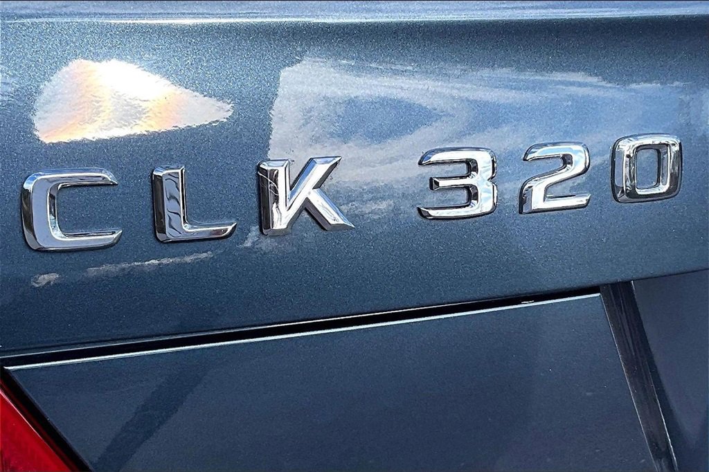 Used 2004 Mercedes-Benz CLK 320 CLK 320 image 21