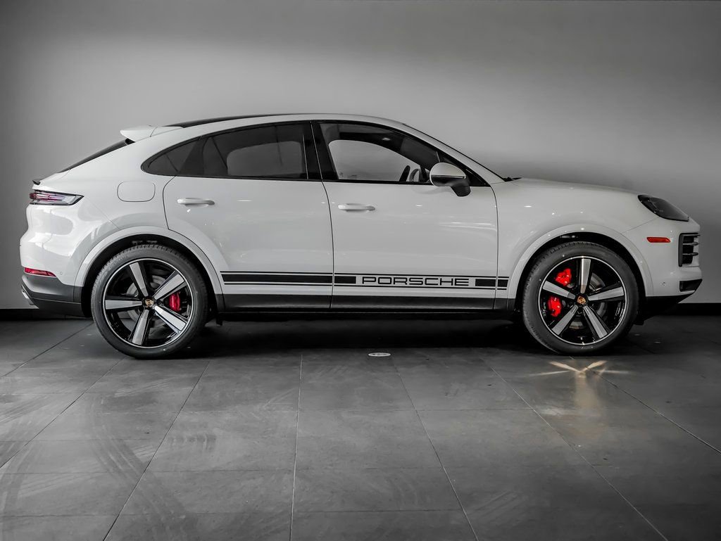 New 2026 Porsche Cayenne S AWD/4WD image 8