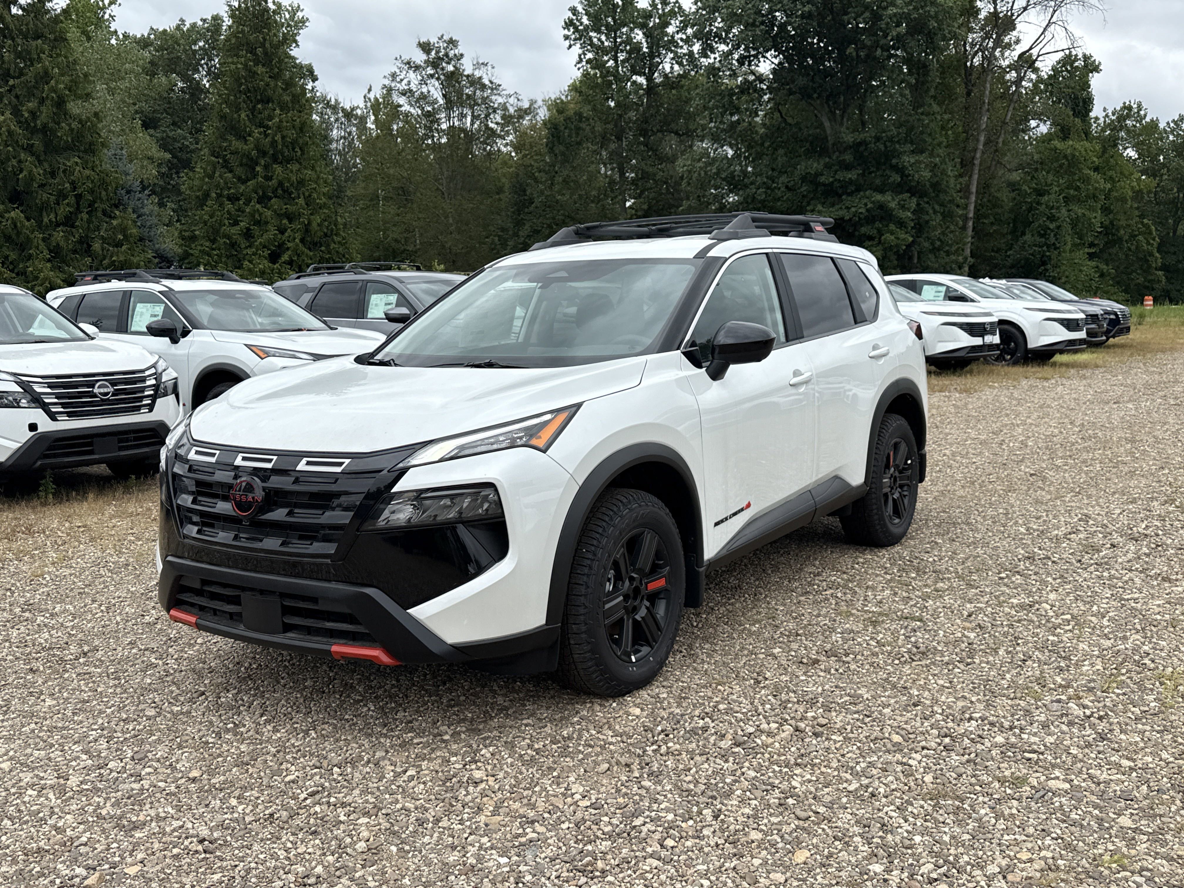 New 2025 Nissan Rogue SV image 1