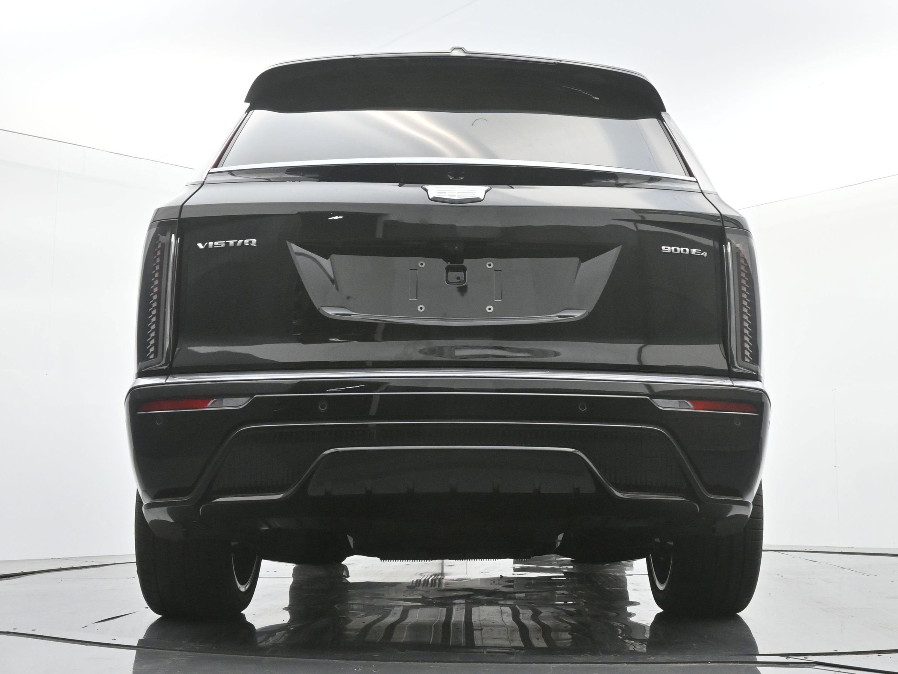 New 2026 Cadillac Vistiq Platinum w/ LPO, Floor Liner Package image 18