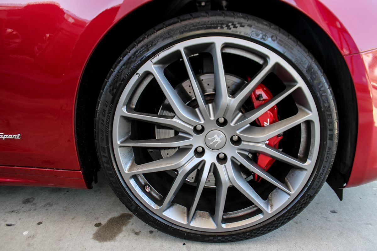 Used 2018 Maserati Ghibli S GranSport RWD image 30