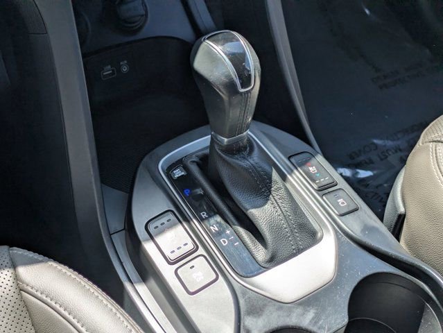 Used 2017 Hyundai Santa Fe Limited w/ Cargo Package AWD/4WD image 27