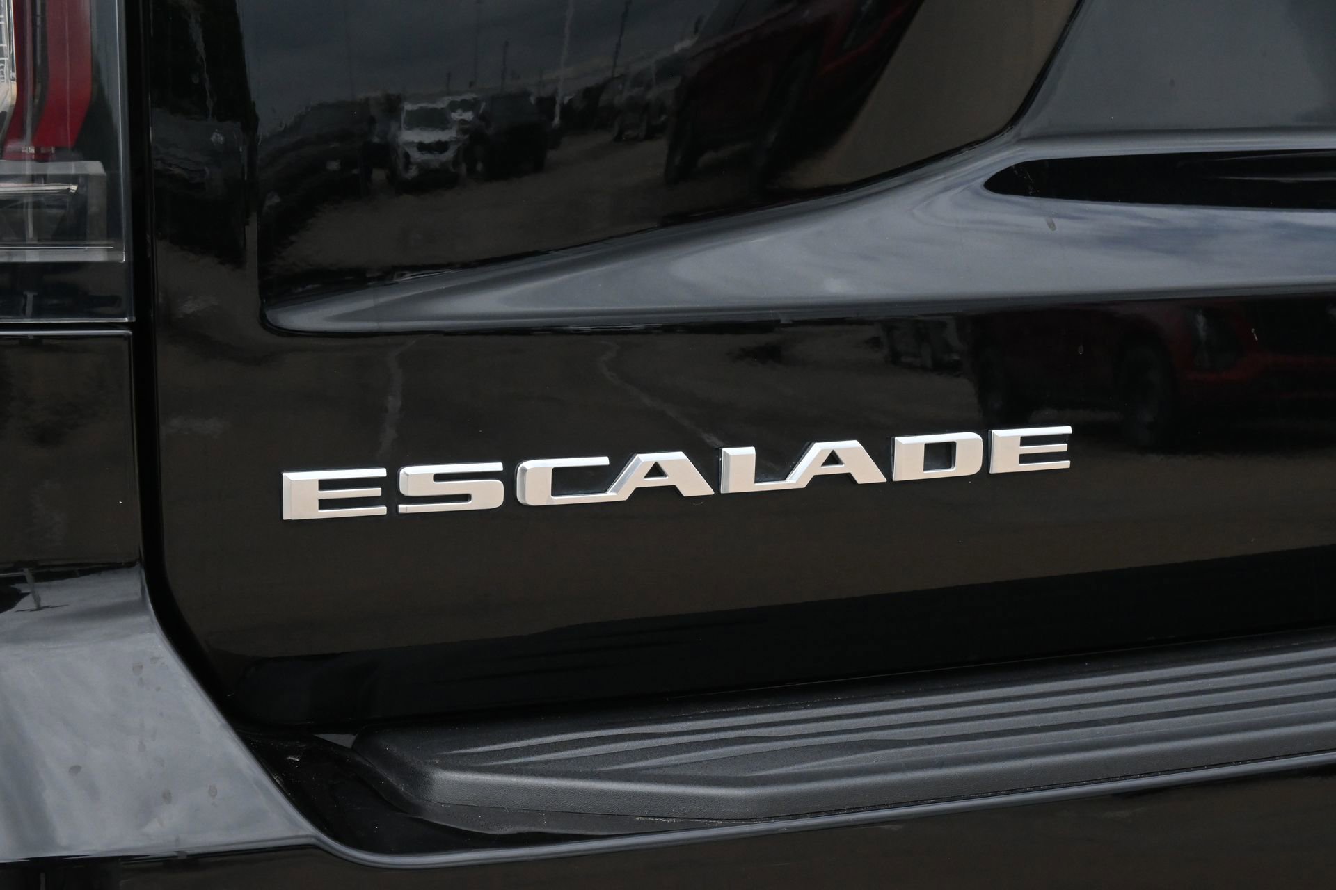 Used 2021 Cadillac Escalade Sport Platinum RWD image 22