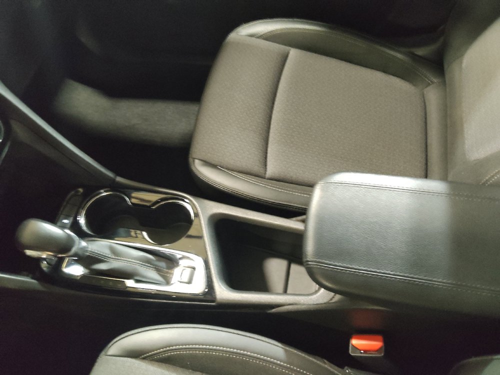 Used 2021 Buick Encore GX Preferred w/ Sport Touring Package FWD image 26