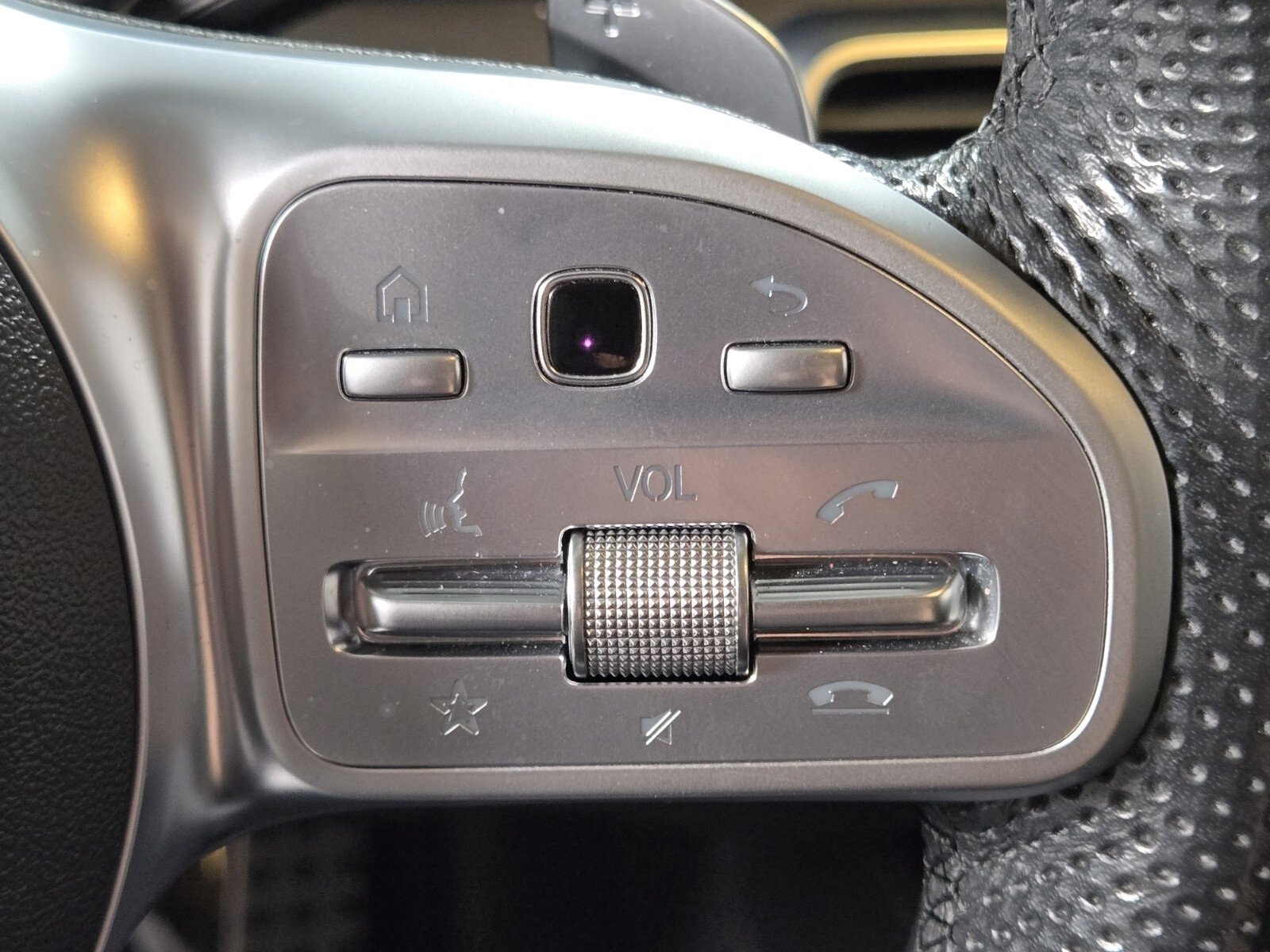 Used 2020 Mercedes-Benz GLE 350 4MATIC image 27