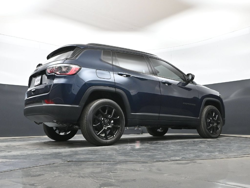 New 2026 Jeep Compass Latitude AWD/4WD image 43