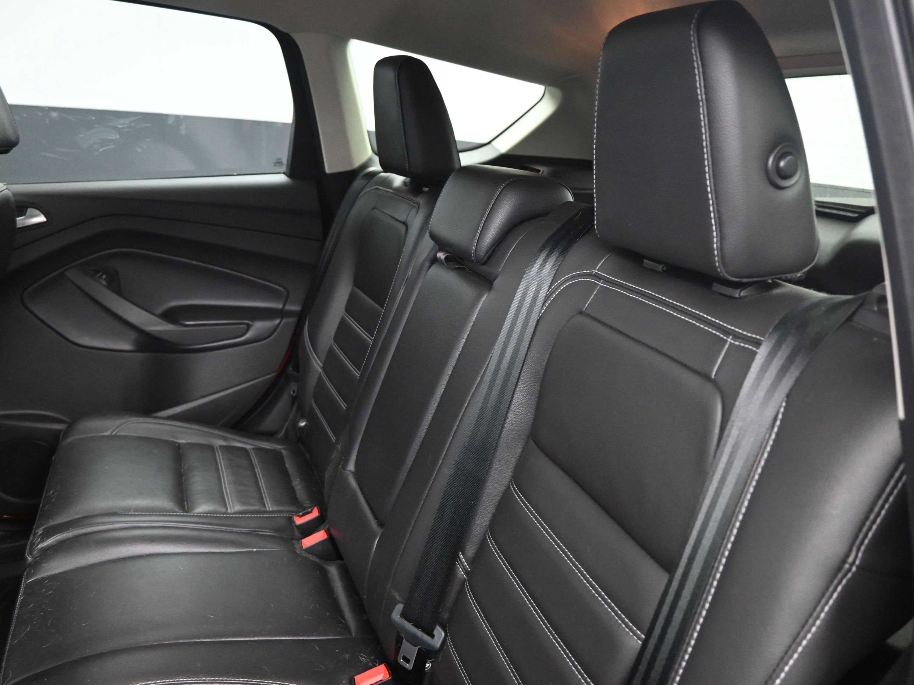 Used 2017 Ford Escape Titanium w/ Equipment Group 301A image 18