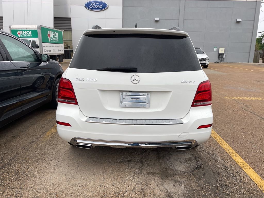 Used 2015 Mercedes-Benz GLK 350 4MATIC image 3