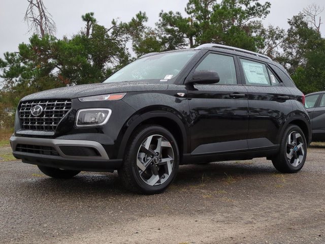New 2026 Hyundai Venue SEL FWD image 2