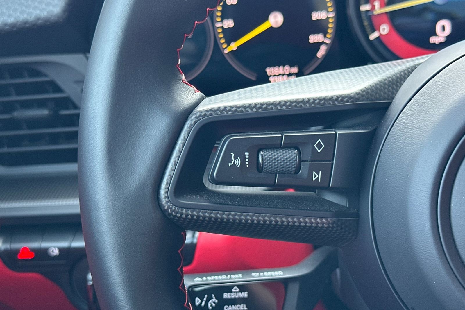 Used 2022 Porsche 911 GT3 image 41