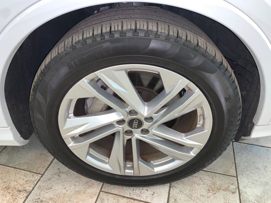 Used 2023 Audi Q7 3.0T Prestige AWD/4WD image 12