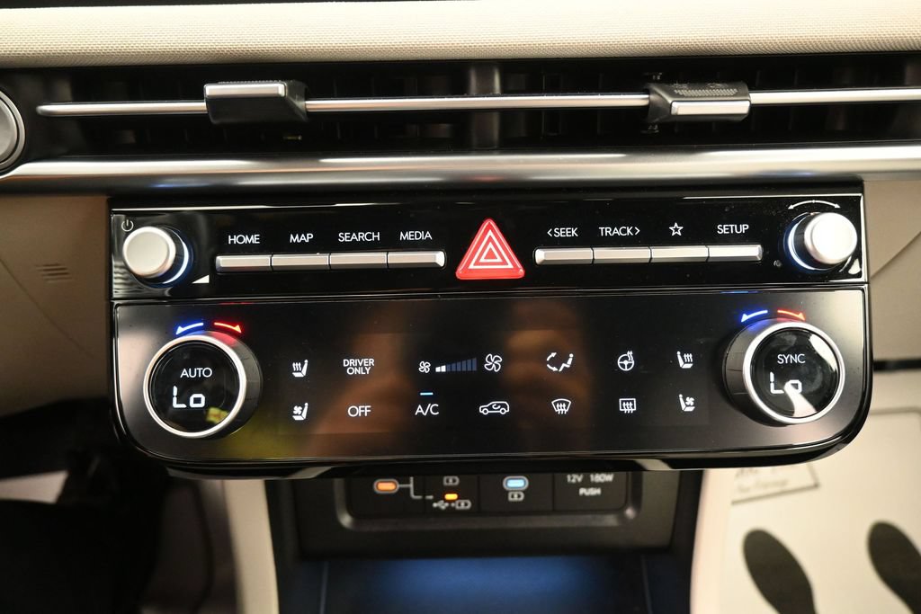 Used 2026 Hyundai Tucson Limited AWD/4WD image 25