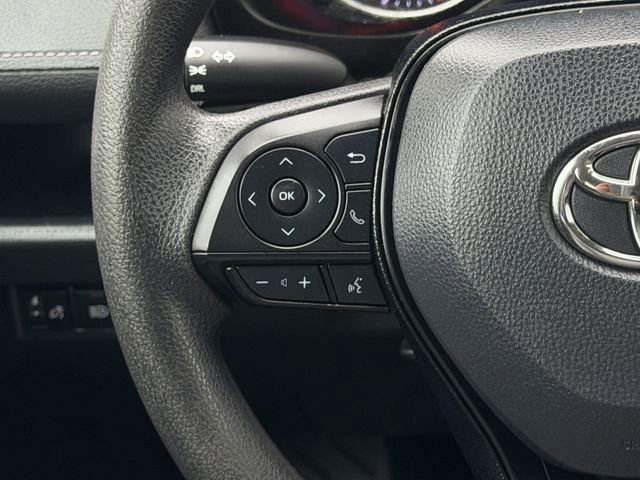 Used 2019 Toyota RAV4 LE image 13