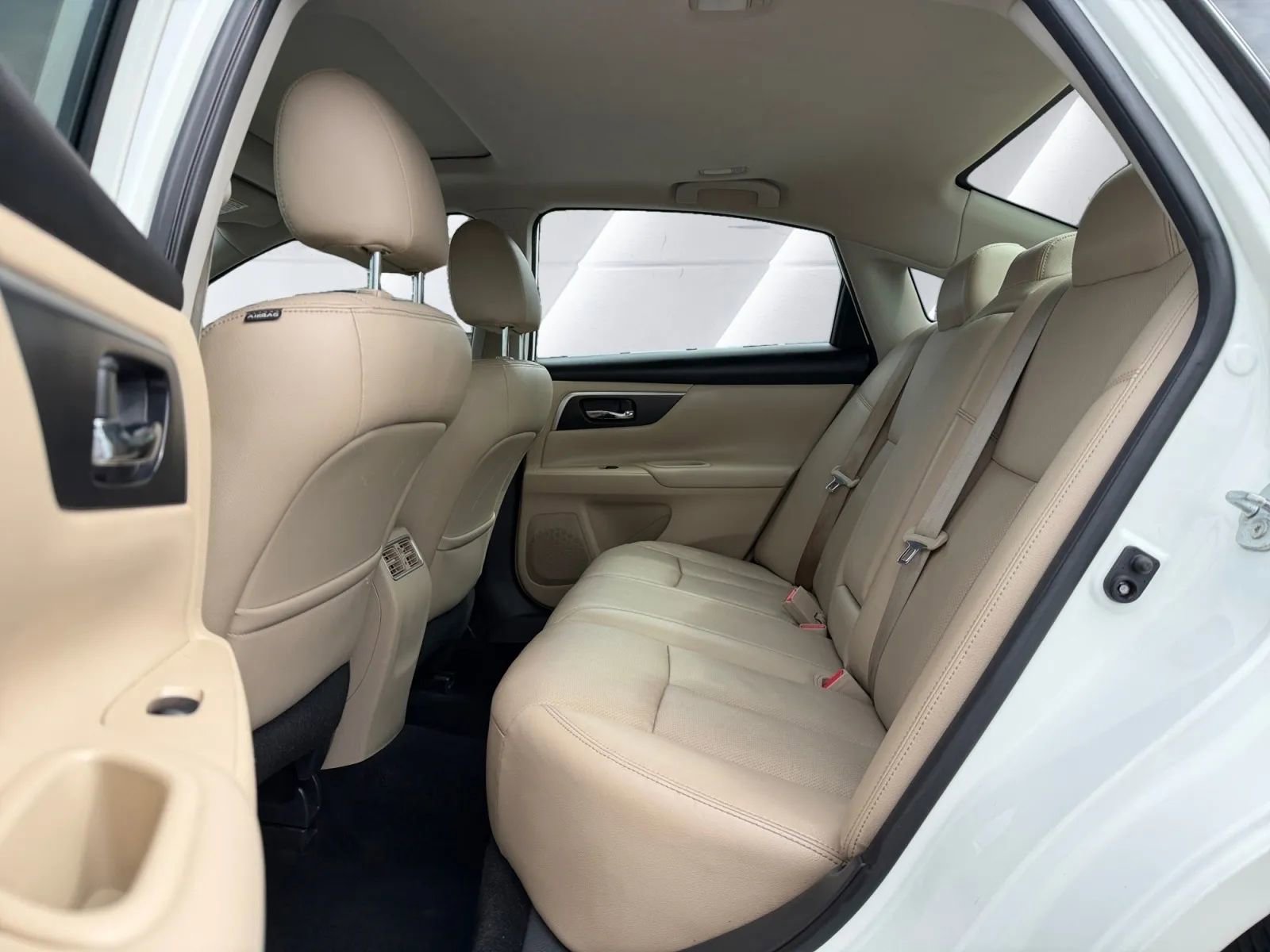 Used 2017 Nissan Altima 2.5 SL w/ Moonroof Package FWD image 11
