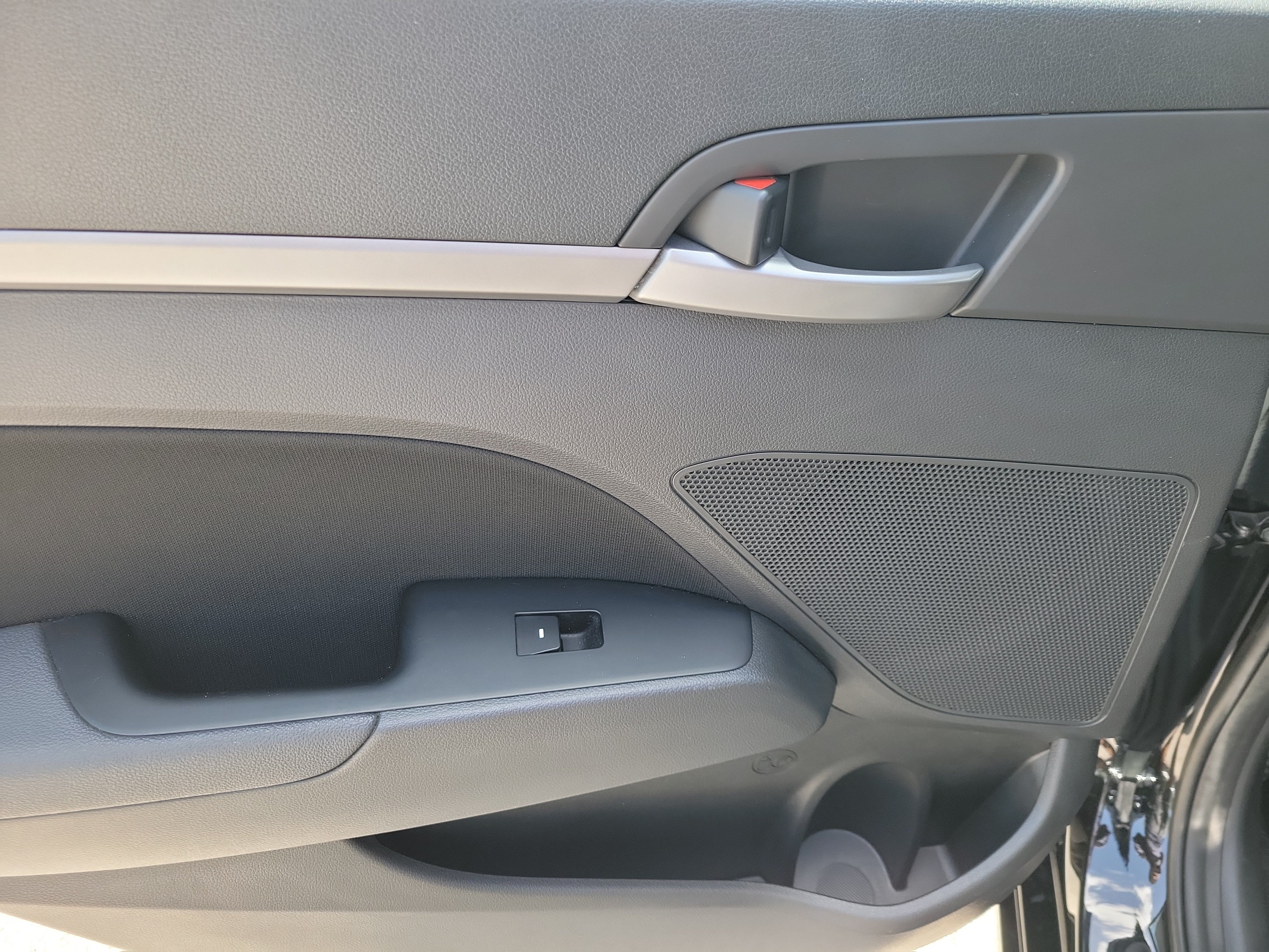 Used 2017 Hyundai Elantra Value Edition FWD image 10