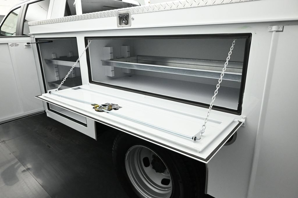 New 2026 Ford F350 XL w/ XL Chrome Package RWD image 20