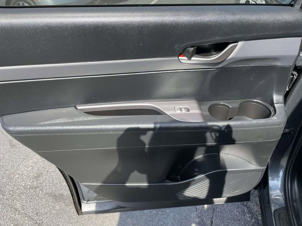 Used 2021 Hyundai Palisade SE image 21