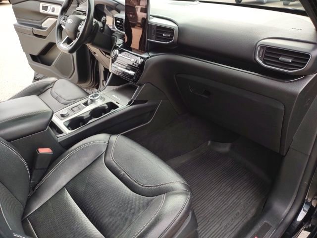 Used 2022 Ford Explorer ST w/ Equipment Group 401A AWD/4WD image 24
