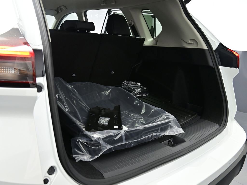 New 2026 Nissan Rogue SV image 21