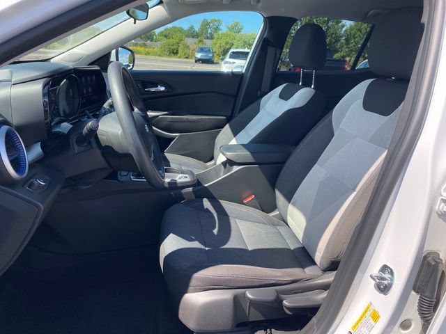 Certified 2024 Chevrolet Trax LS w/ LS Convenience Package FWD image 15