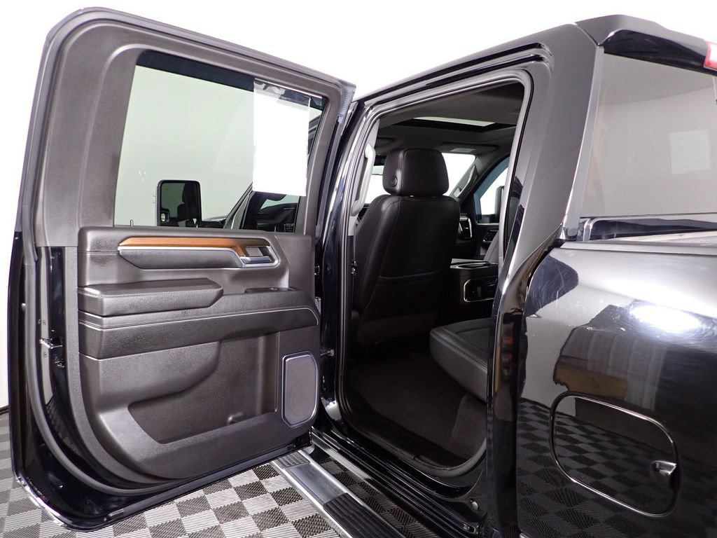 Used 2024 GMC Sierra 3500 Denali w/ Denali Reserve Package AWD/4WD image 39