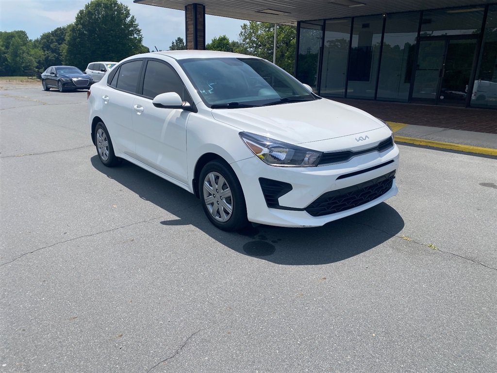 Used 2023 Kia Rio LX FWD image 1