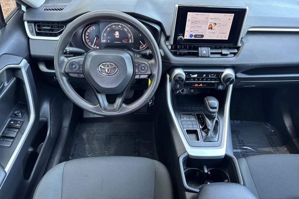 Certified 2024 Toyota RAV4 LE AWD/4WD image 13