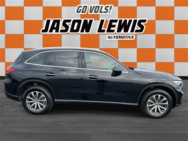 Used 2024 Mercedes-Benz GLC 300 image 2