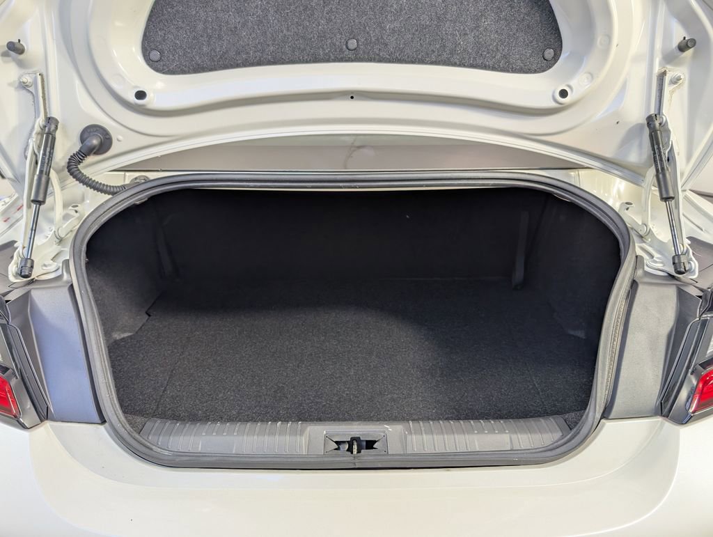 Used 2023 Toyota GR86 w/ ALL Weather Mat Package (TMS) image 19