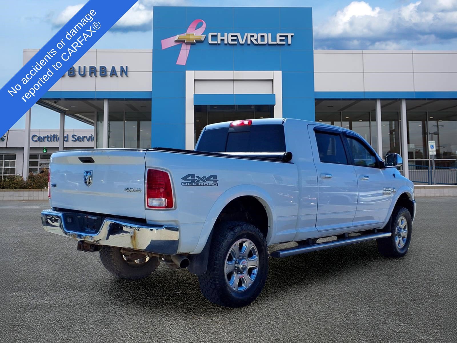 Used 2017 RAM 2500 Laramie w/ Convenience Group AWD/4WD image 4