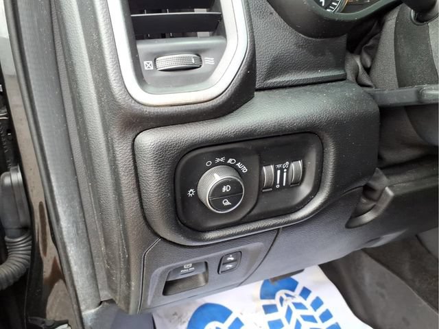 Used 2019 RAM 1500 Big Horn AWD/4WD image 19