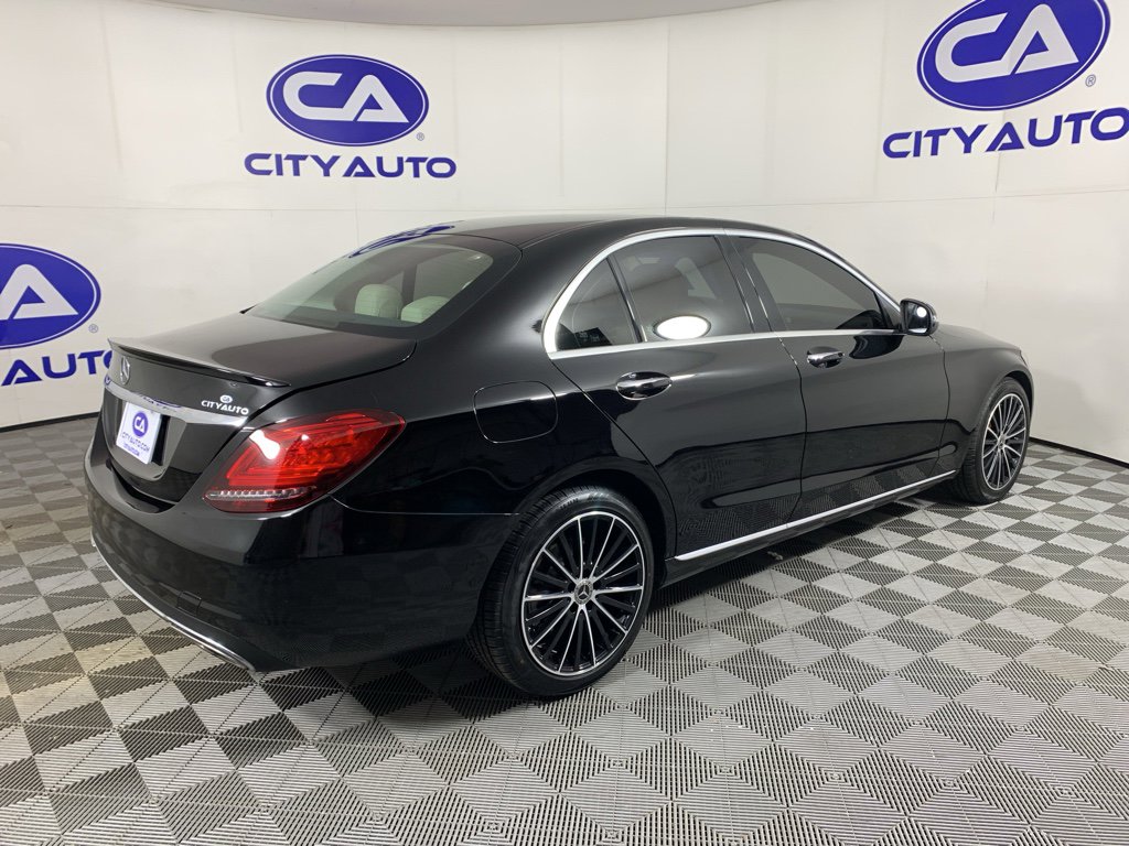 Used 2020 Mercedes-Benz C 300 Sedan image 3