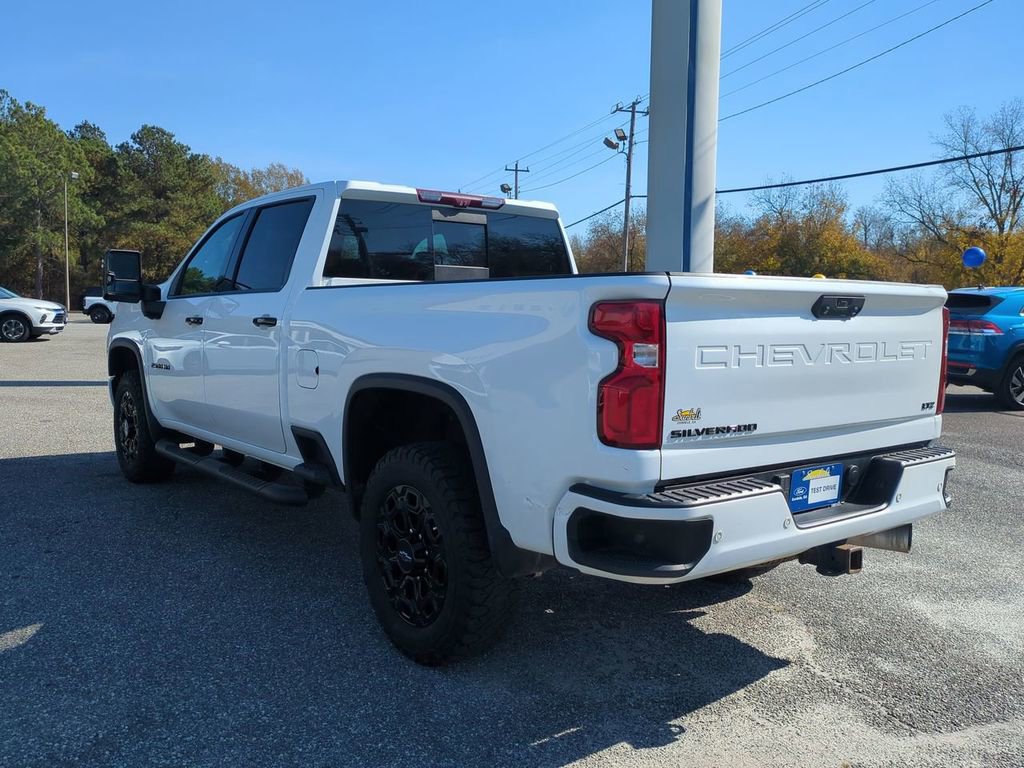 Used 2022 Chevrolet Silverado 2500 LTZ w/ LTZ Plus Package image 6