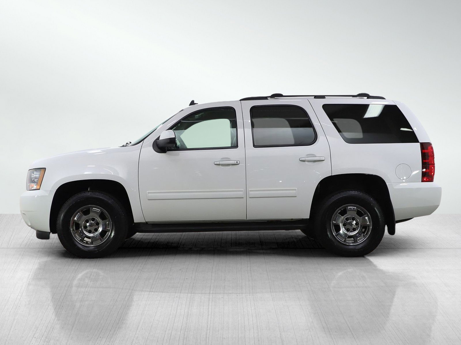 Used 2012 Chevrolet Tahoe LT image 2