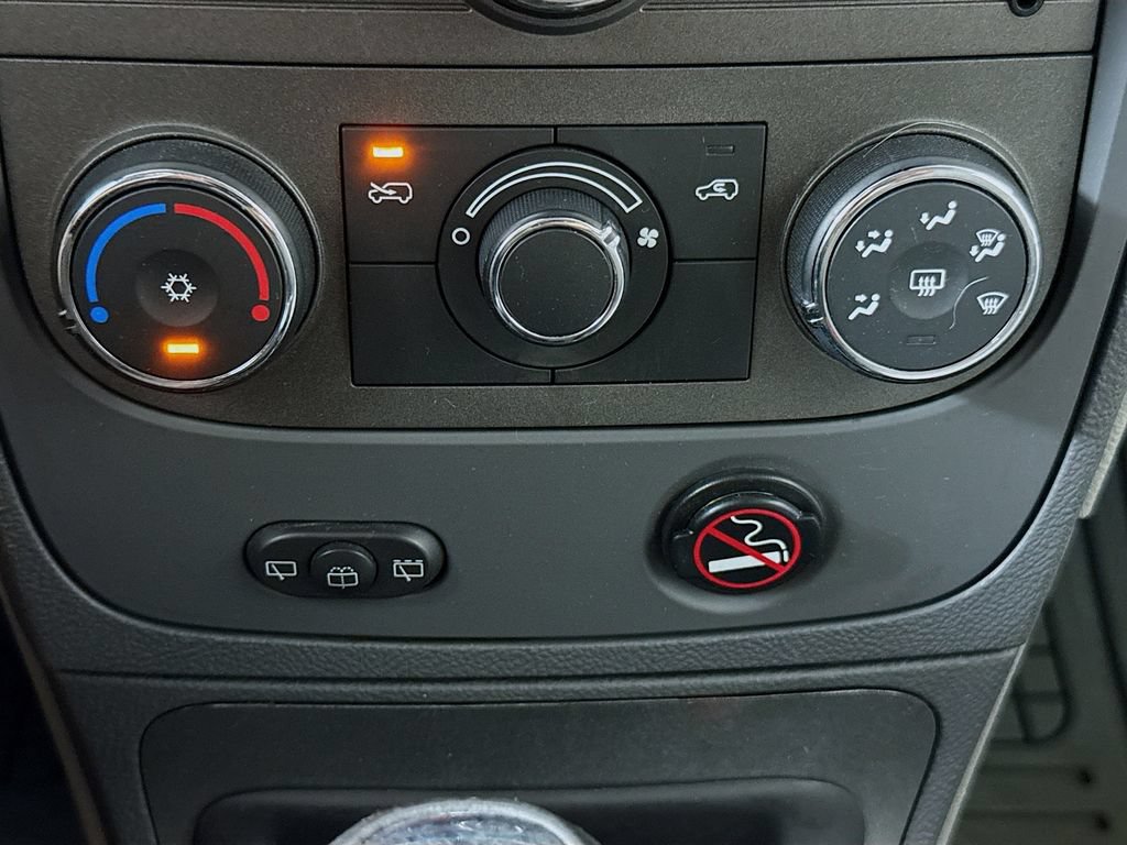Used 2011 Chevrolet HHR LT w/ LT Preferred Equipment Group FWD image 13