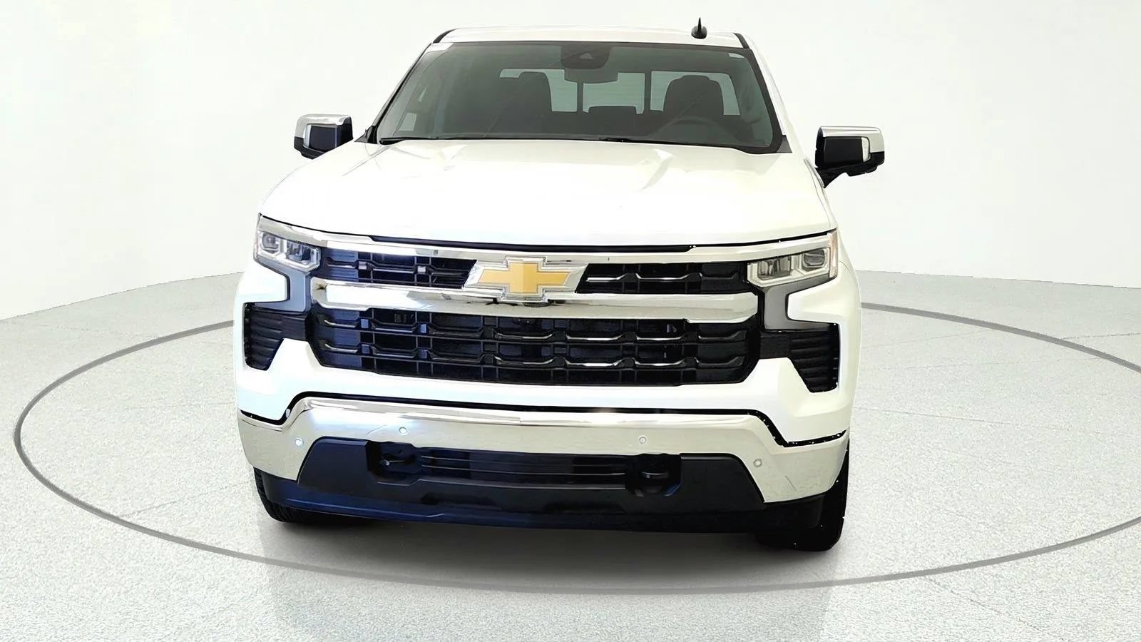 New 2026 Chevrolet Silverado 1500 LT w/ Safety Package AWD/4WD image 2