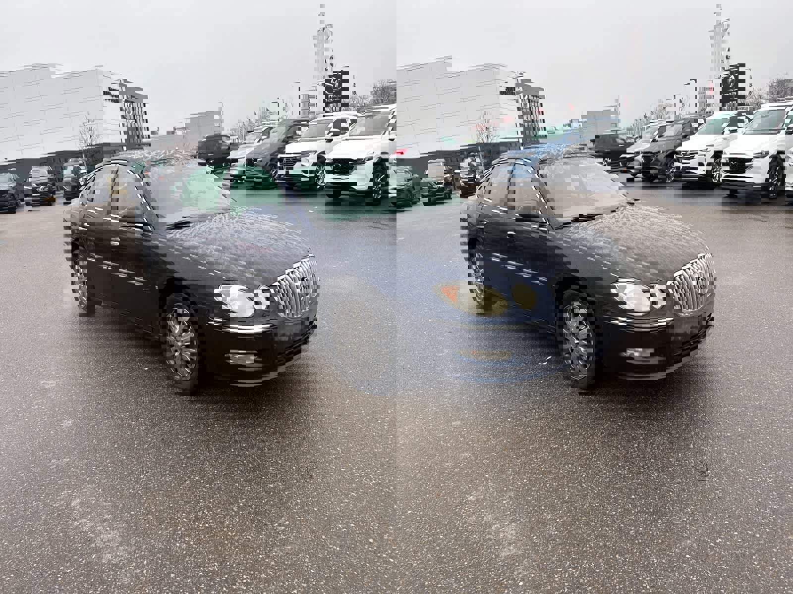 Used 2009 Buick LaCrosse CX image 3