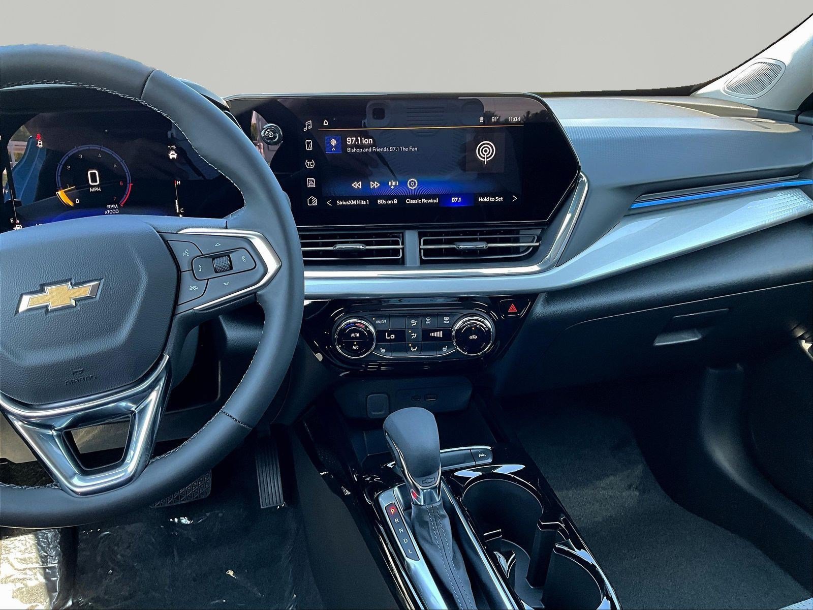 New 2026 Chevrolet Trax LT w/ Driver Confidence Package FWD image 11